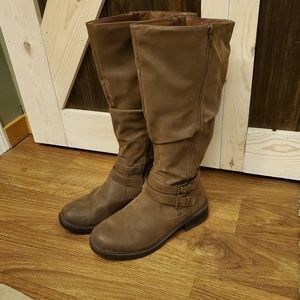 Womens 12.5 wide boots brown